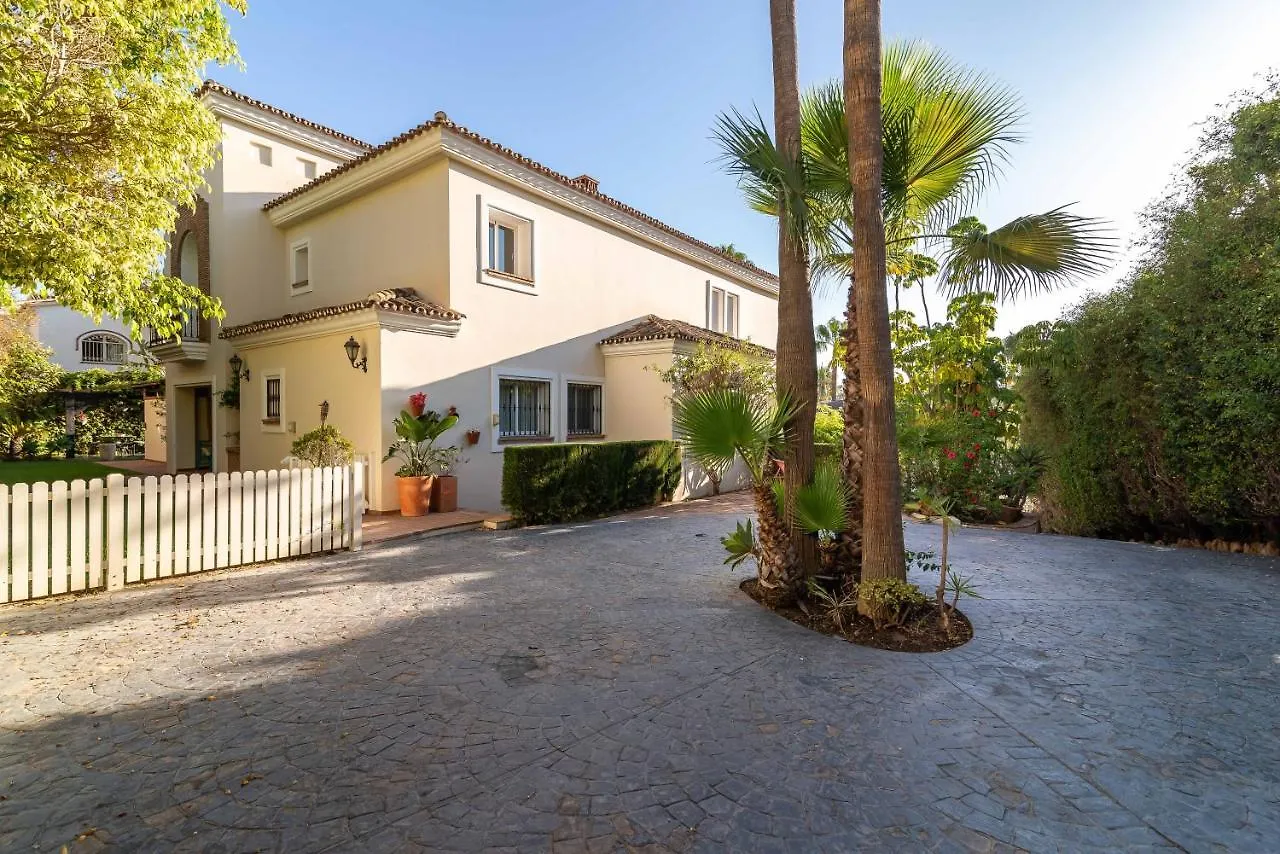 Ocean Views Luxury Villa Next To Beach Benalmádena