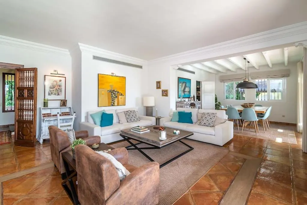 Ocean Views Luxury Villa Next To Beach Benalmádena