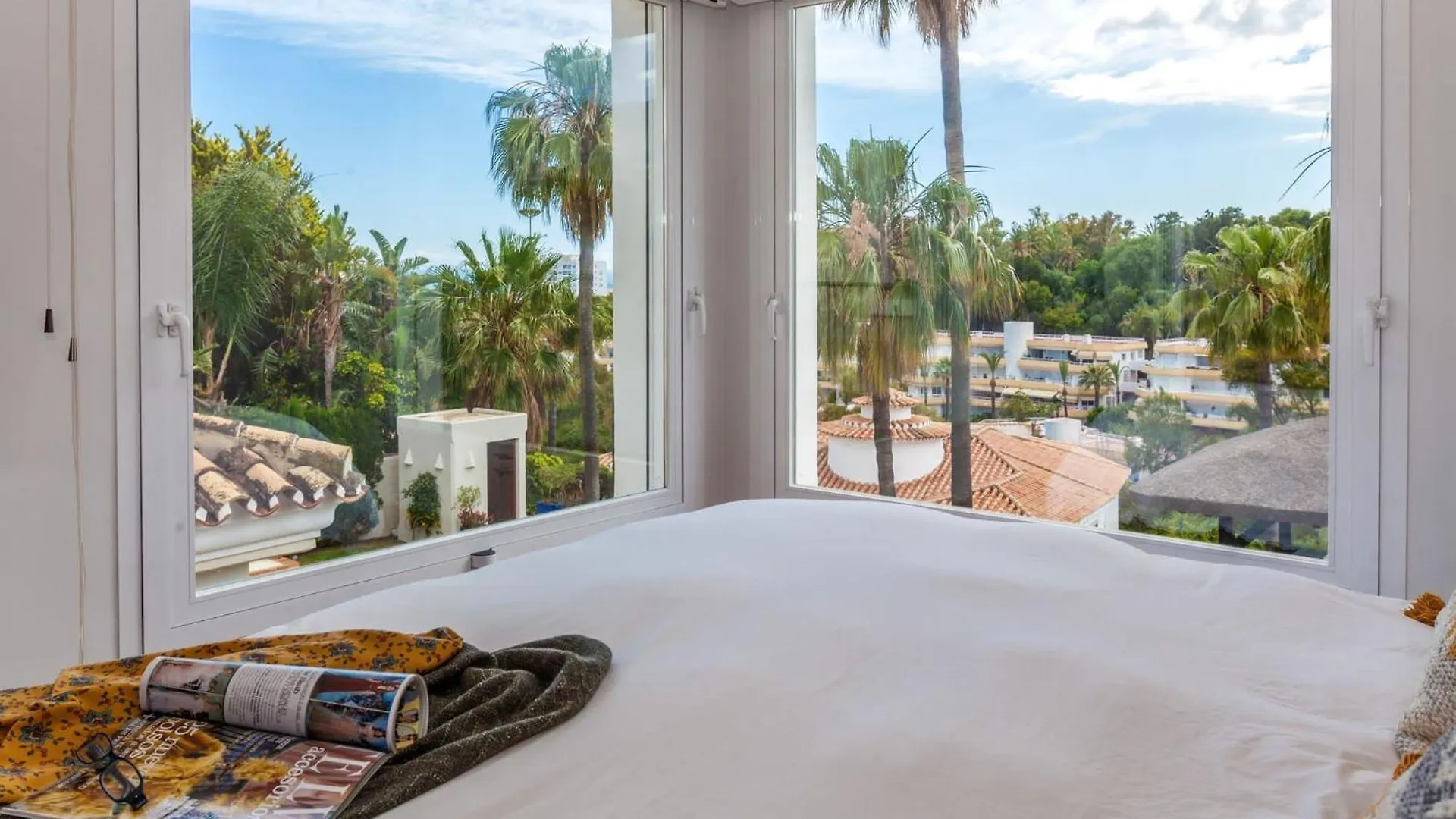 Ocean Views Luxury Villa Next To Beach Benalmádena