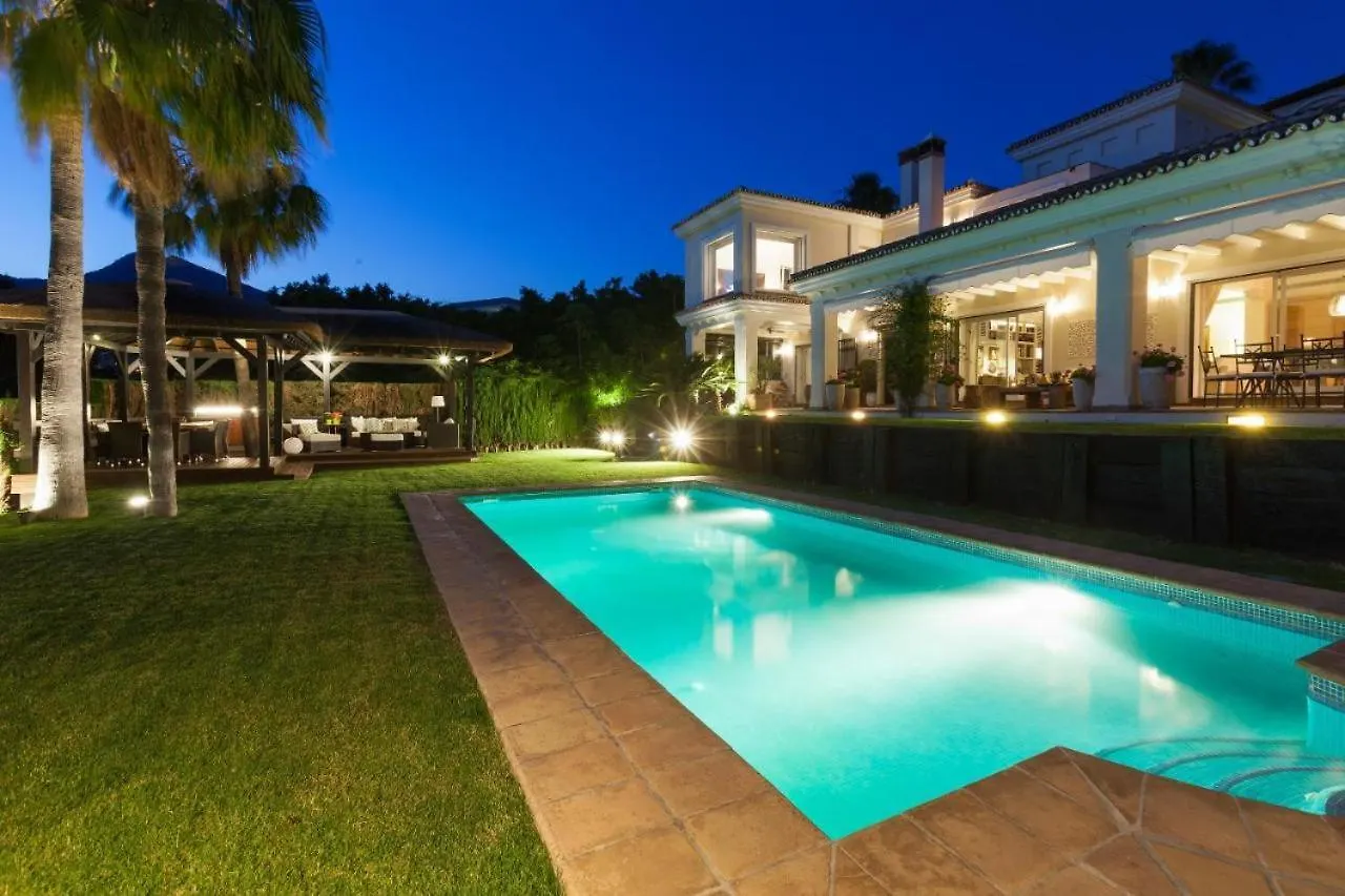 Ocean Views Luxury Villa Next To Beach Benalmádena